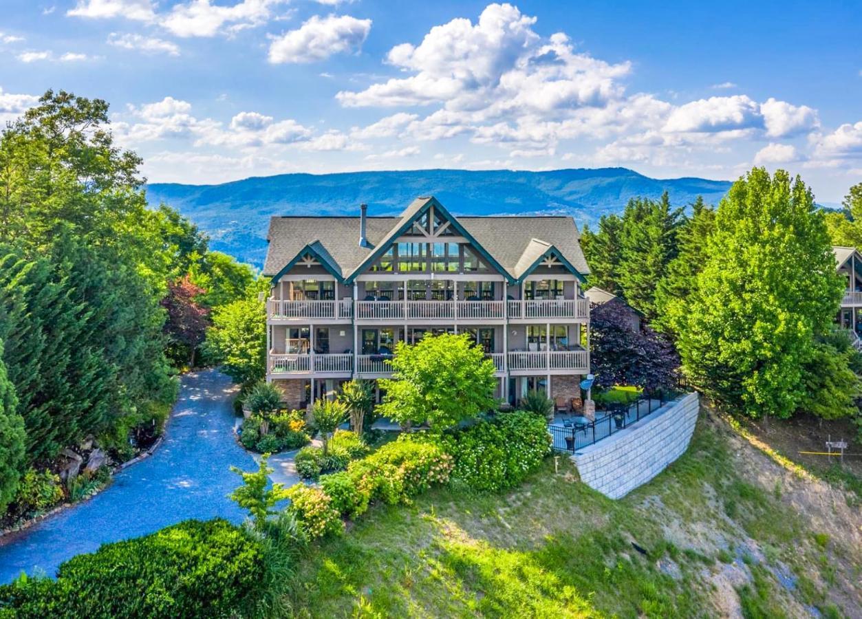 Tanasi Lodge - Reunions, Retreats, Weddings, Family Getaways 塞维尔维尔 外观 照片